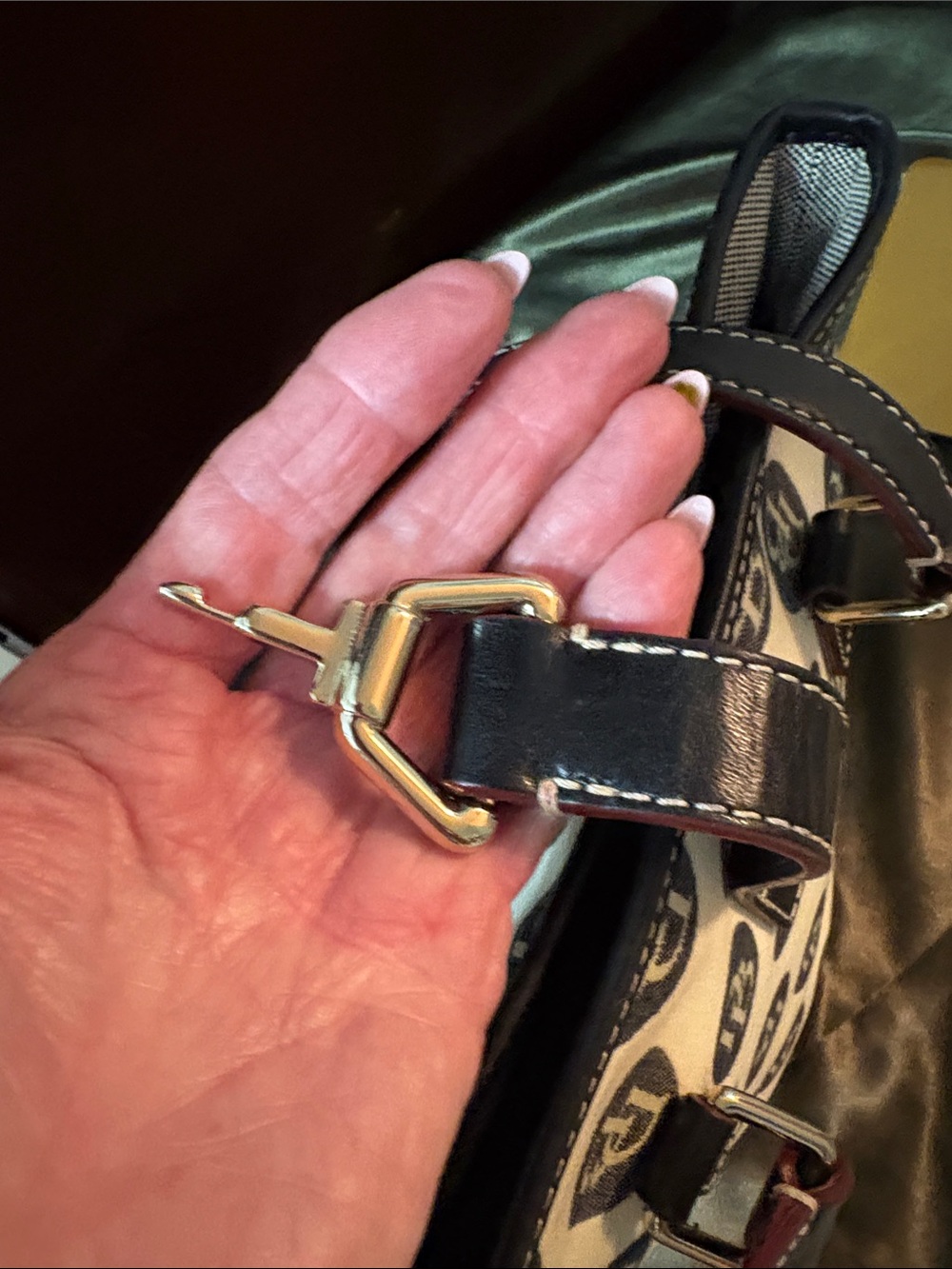 Dooney & Bourke Cream Canvas bucket bag with Black Logo Print - Picture 9 of 13